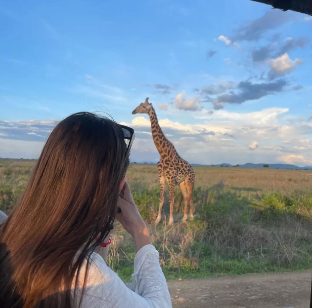 The 7-Day Tanzania Escape: Safari & Zanzibar Beach Holiday