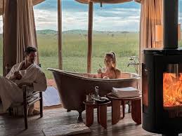 Private Romantic Tour in the Wild for 6-Day Safari and Four Seasons Stay