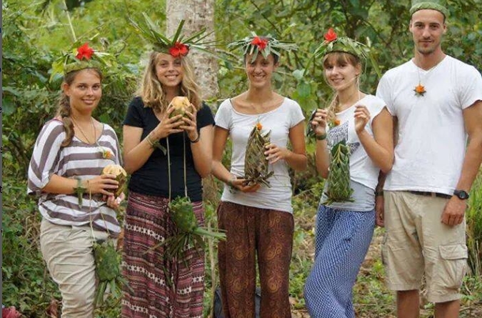 Zanzibar Cultural Immersion: Stone Town & Beach Combo